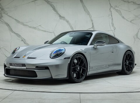 Porsche 911 GT3 TOURING (992) 1