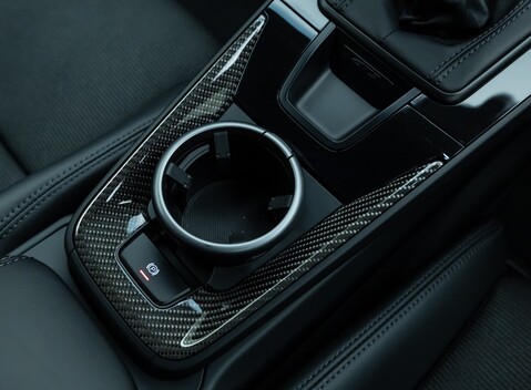 Porsche 911 GT3 TOURING (992) 24