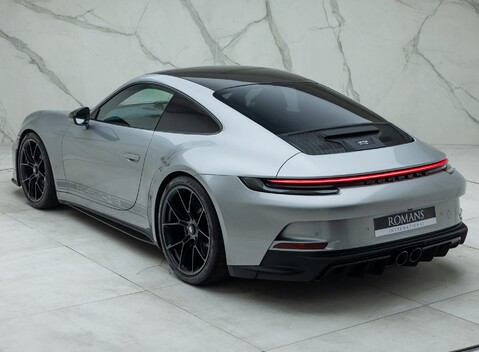 Porsche 911 GT3 TOURING (992) 12
