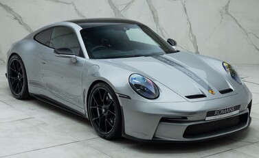 Porsche 911 GT3 TOURING (992) 11