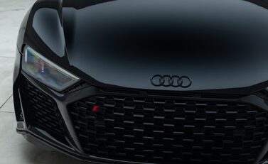 Audi R8 V10 PERFORMANCE CARBON BLACK 26