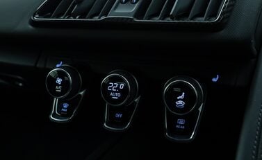 Audi R8 V10 PERFORMANCE CARBON BLACK 19