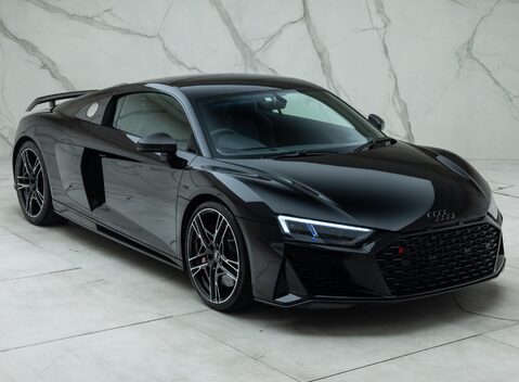 Audi R8 V10 PERFORMANCE CARBON BLACK 11