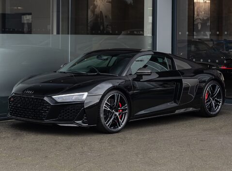 Audi R8 V10 PERFORMANCE CARBON BLACK 2