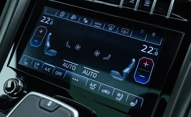Lamborghini Urus S 24