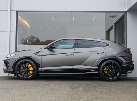 Lamborghini Urus S 3