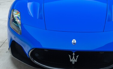 Maserati MC20 27
