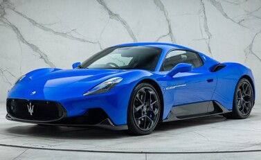 Maserati MC20 1