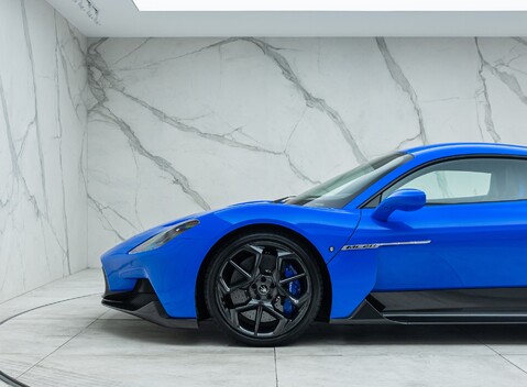 Maserati MC20 39