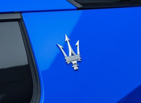 Maserati MC20 33