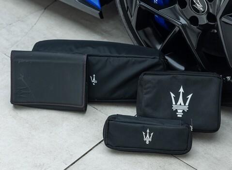 Maserati MC20 38