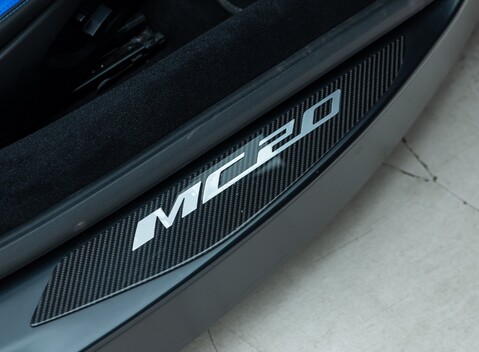 Maserati MC20 23