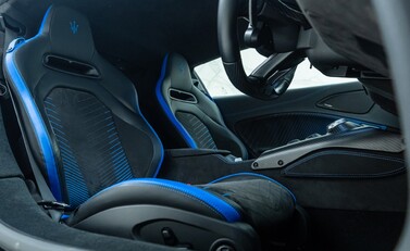 Maserati MC20 14