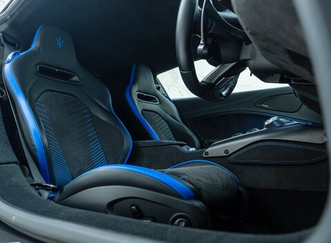 Maserati MC20 14