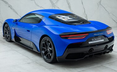 Maserati MC20 12