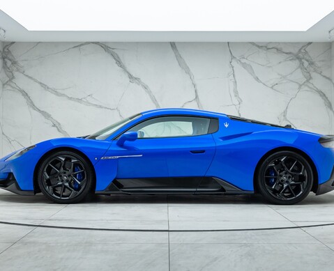Maserati MC20