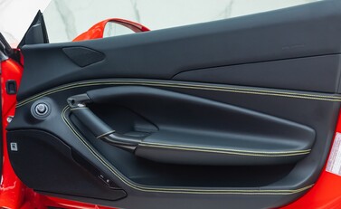 Ferrari F8 Tributo 27
