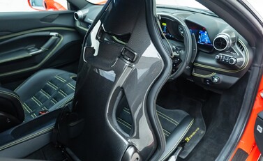 Ferrari F8 Tributo 17