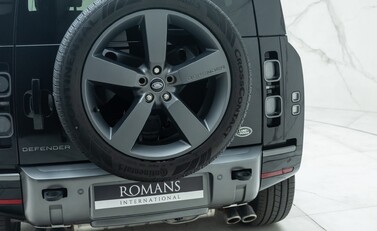 Land Rover Defender 90 V8 P525 28