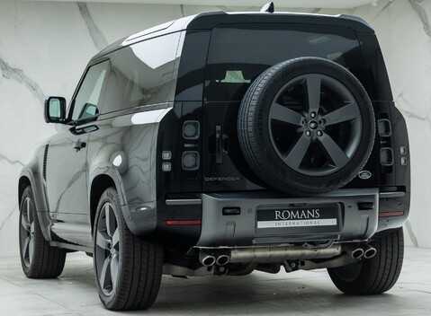Land Rover Defender 90 V8 P525 10