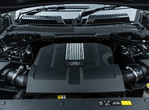Land Rover Defender 90 V8 P525 33