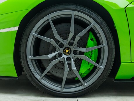 Lamborghini Aventador S LP 740-4