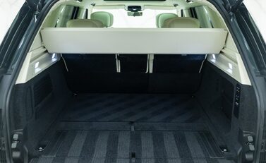 Land Rover Range Rover D350 AUTOBIOGRAPHY LWB 39