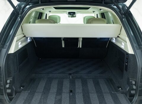 Land Rover Range Rover D350 AUTOBIOGRAPHY LWB 39