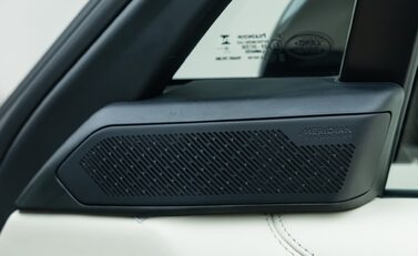 Land Rover Range Rover D350 AUTOBIOGRAPHY LWB 29