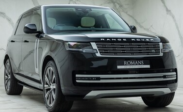 Land Rover Range Rover D350 AUTOBIOGRAPHY LWB 9