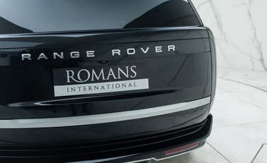 Land Rover Range Rover D350 AUTOBIOGRAPHY LWB 33