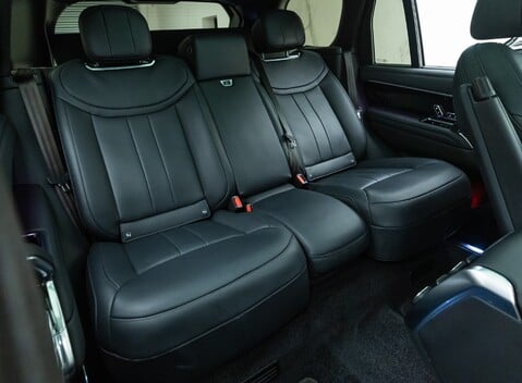 Land Rover Range Rover D350 AUTOBIOGRAPHY 17