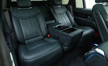 Land Rover Range Rover D350 AUTOBIOGRAPHY 18