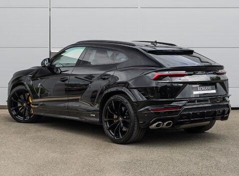 Lamborghini Urus S 4
