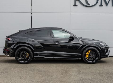 Lamborghini Urus S 3