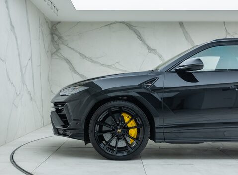Lamborghini Urus S 36