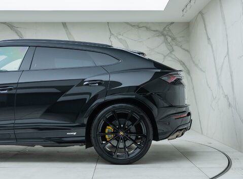 Lamborghini Urus S 37