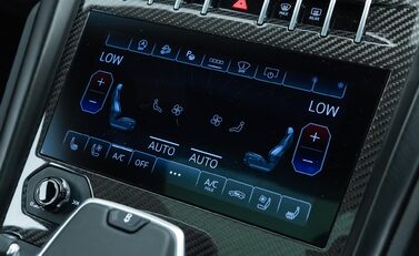Lamborghini Urus S 25