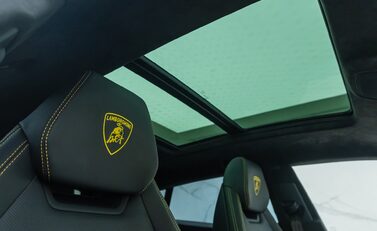 Lamborghini Urus S 16