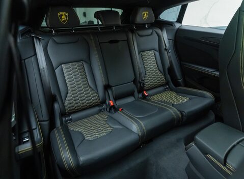 Lamborghini Urus S 17