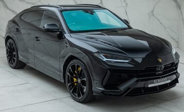 Lamborghini Urus S 11