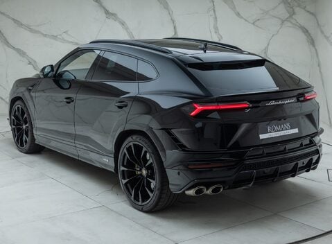 Lamborghini Urus S 12
