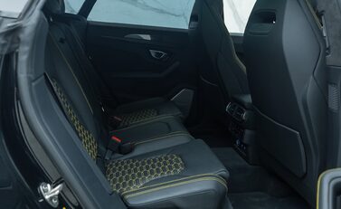 Lamborghini Urus S 18