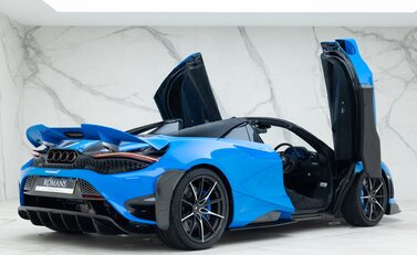 McLaren 765LT Spider 7