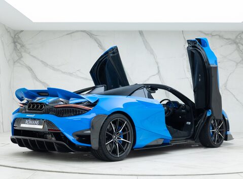 McLaren 765LT Spider 7