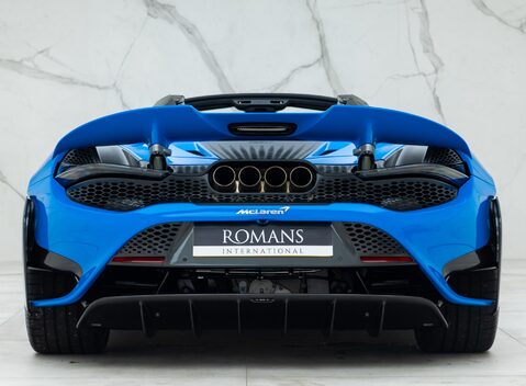 McLaren 765LT Spider 10