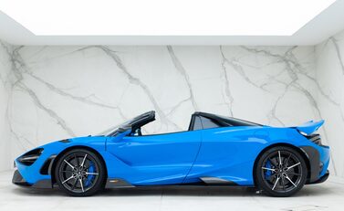 McLaren 765LT Spider 4