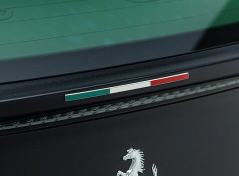 Ferrari GTC4 Lusso T 34
