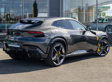 Ferrari Purosangue 4