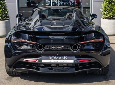 McLaren 720S Spider 4